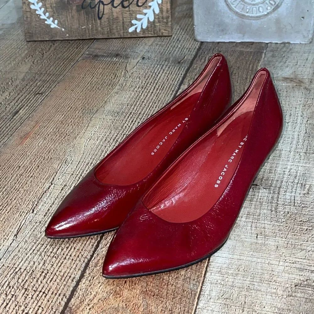 Marc by Marc jacobs deep red kitten pumps pointed toe